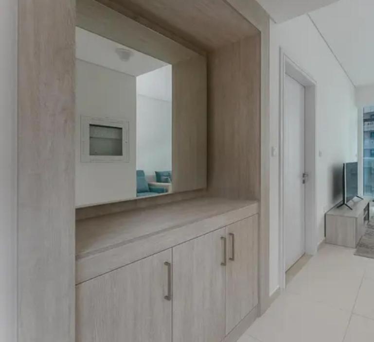 Amazing Apartment With Infinity Pool Dubai Room photo